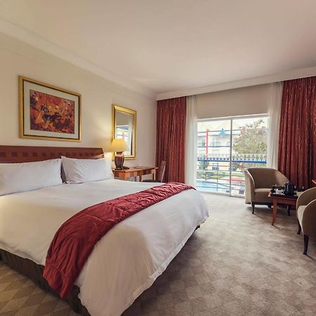 Carnival Club Hotel Йоханнесбург Экстерьер фото