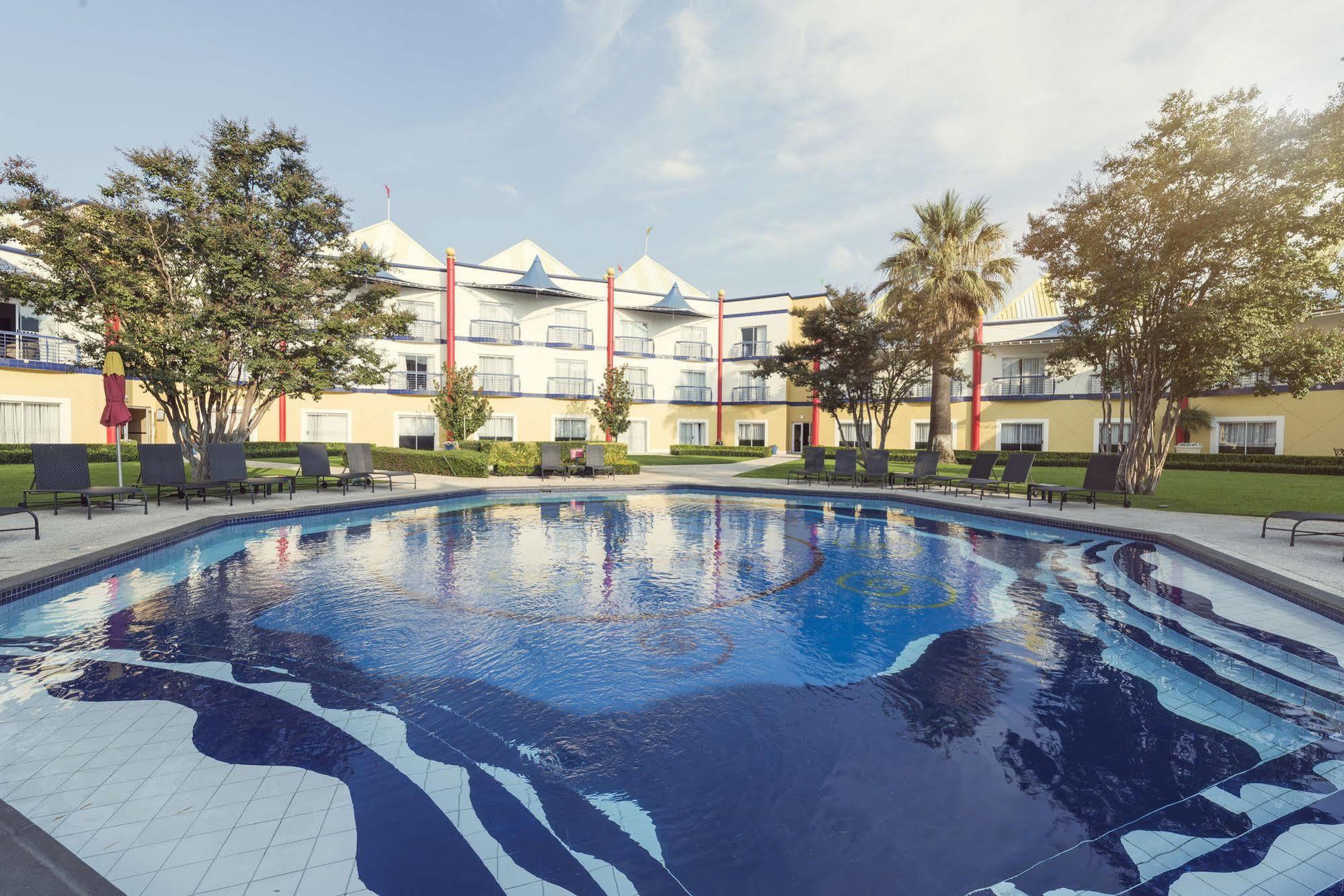 Carnival Club Hotel Йоханнесбург Экстерьер фото