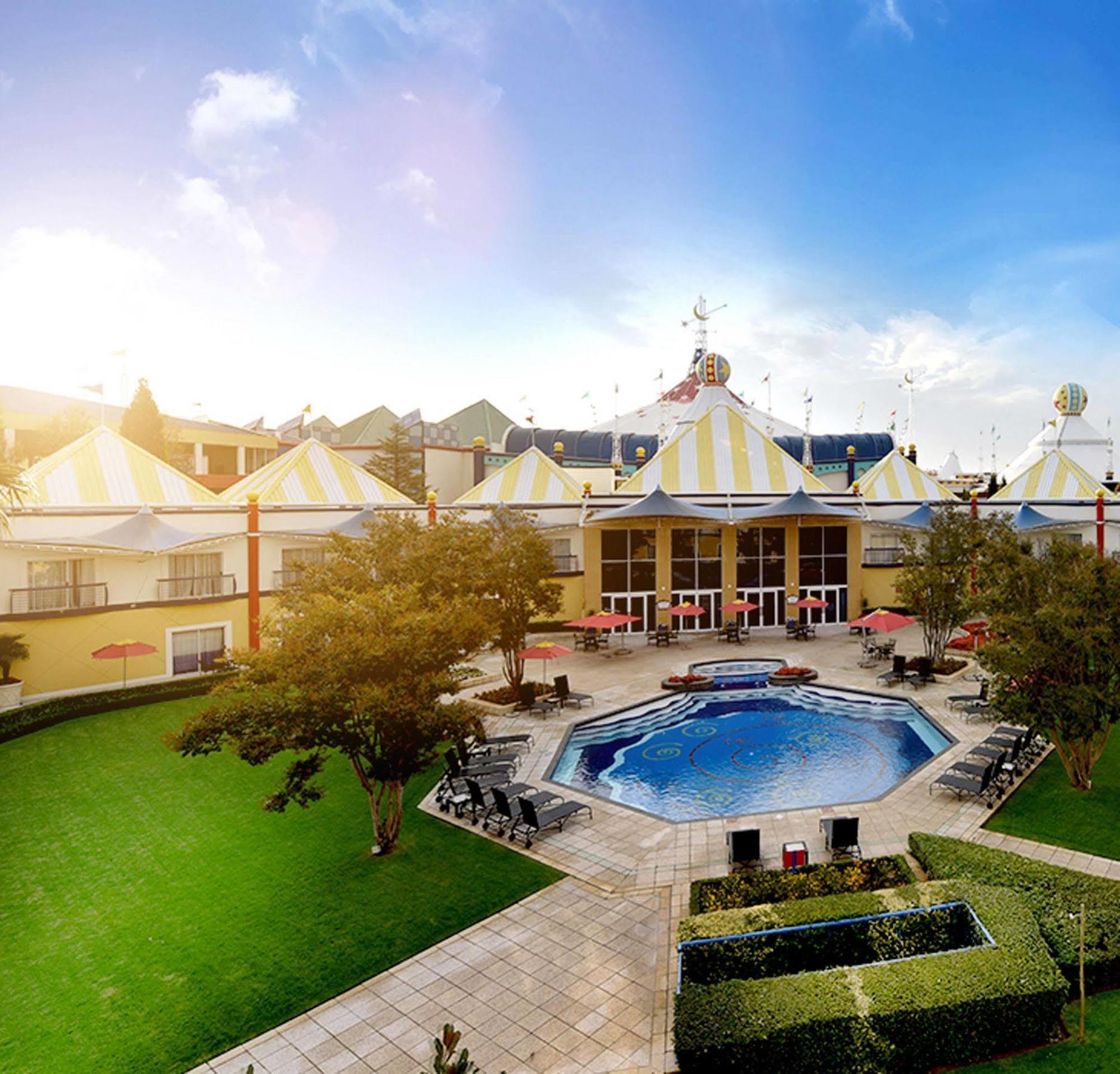 Carnival Club Hotel Йоханнесбург Экстерьер фото