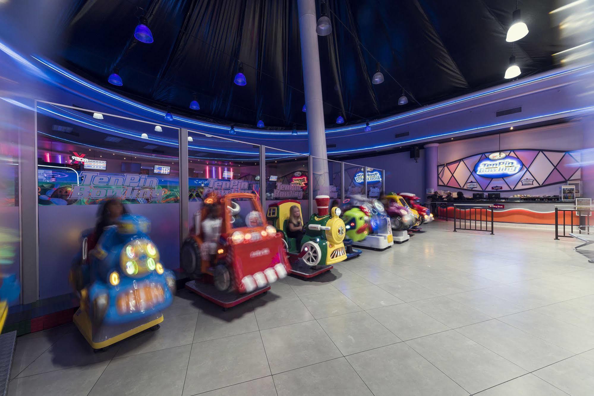 Carnival Club Hotel Йоханнесбург Экстерьер фото